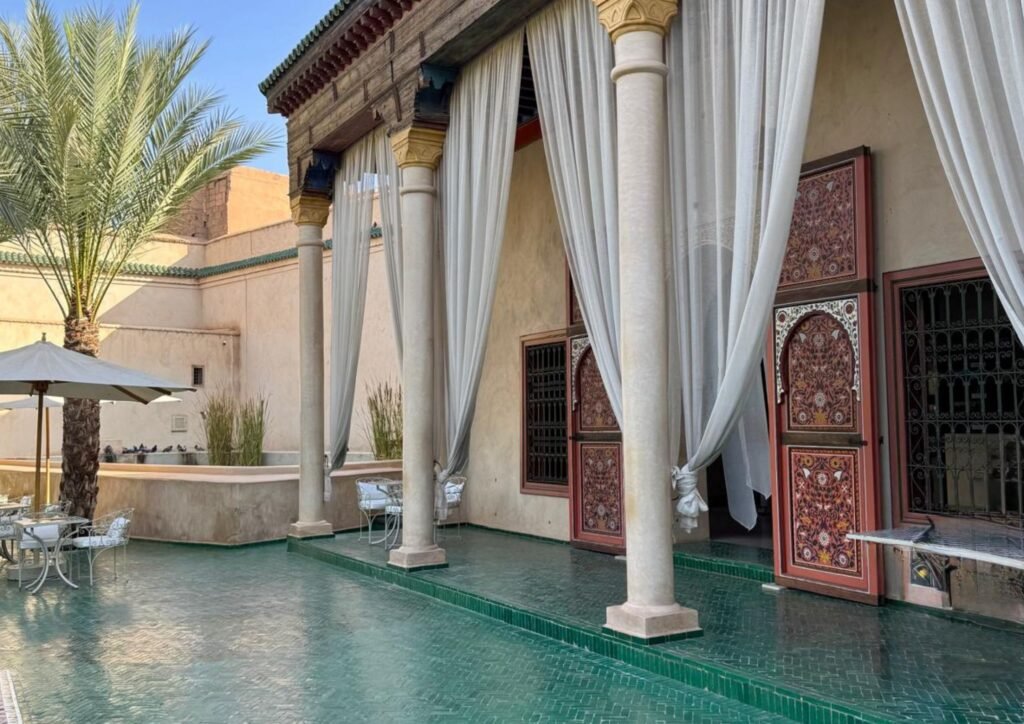 Vue sur le jardin secret à Marrakech