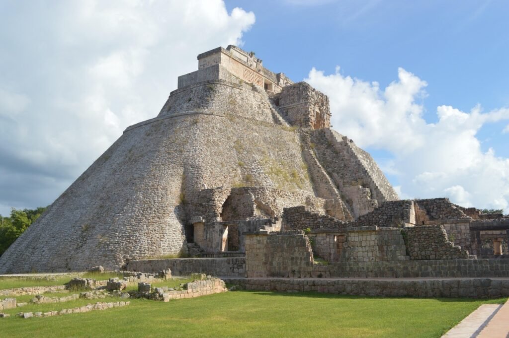 pyramid, mexico, maya, architecture, uxmal, aztec, sun, nature, tourism, cancun, quintana roo, pyramids, yucatan